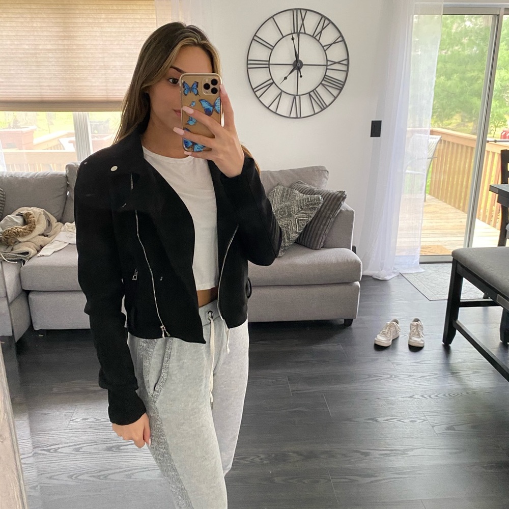 Women’s black faux jacket